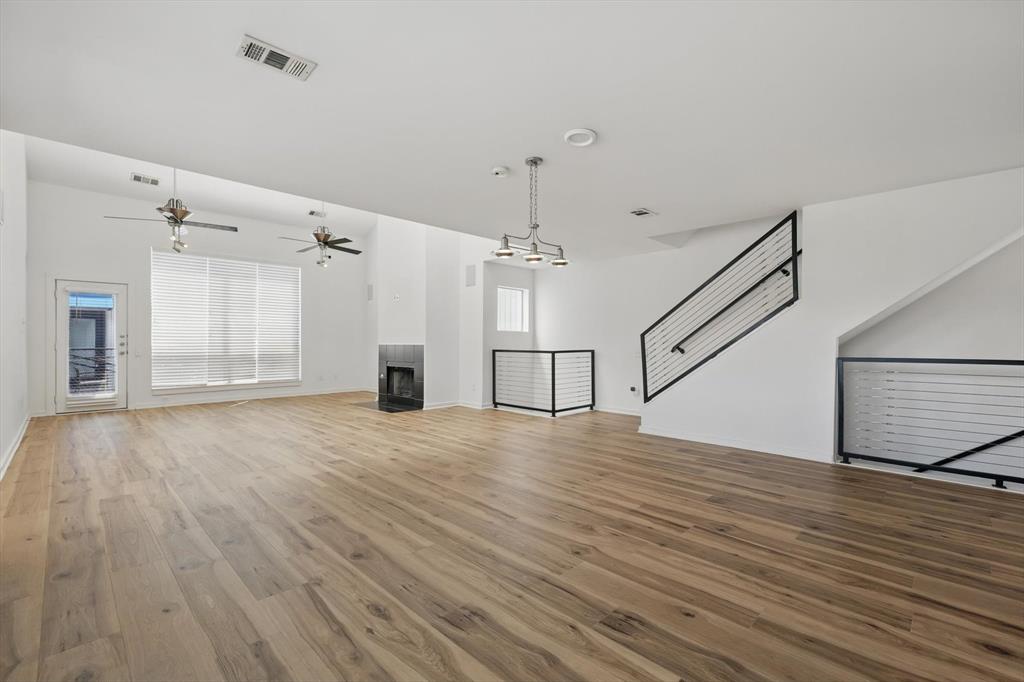 Peak Street Twnhms - Residential