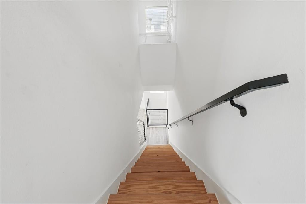 Peak Street Twnhms - Residential