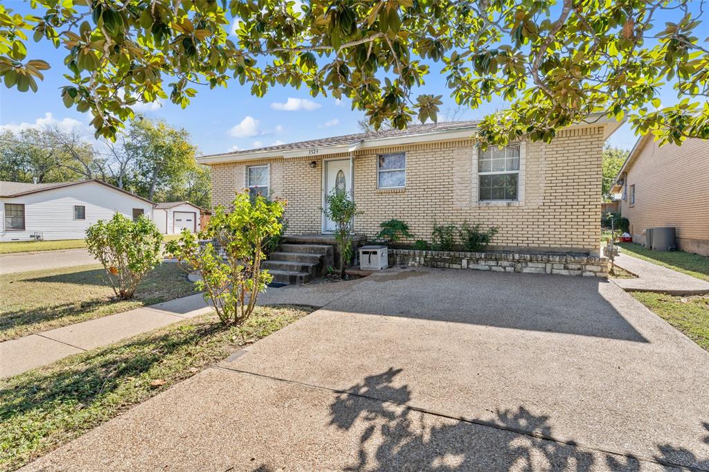 Travis Park - Residential