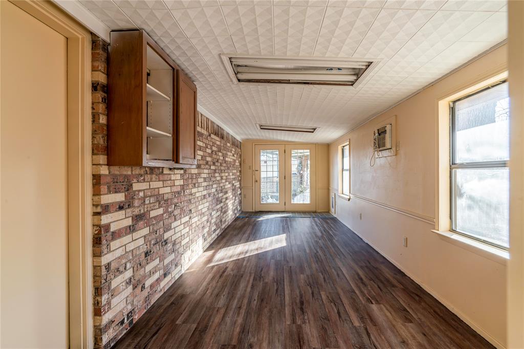 PT A814 E R ROGERS VEY - Residential