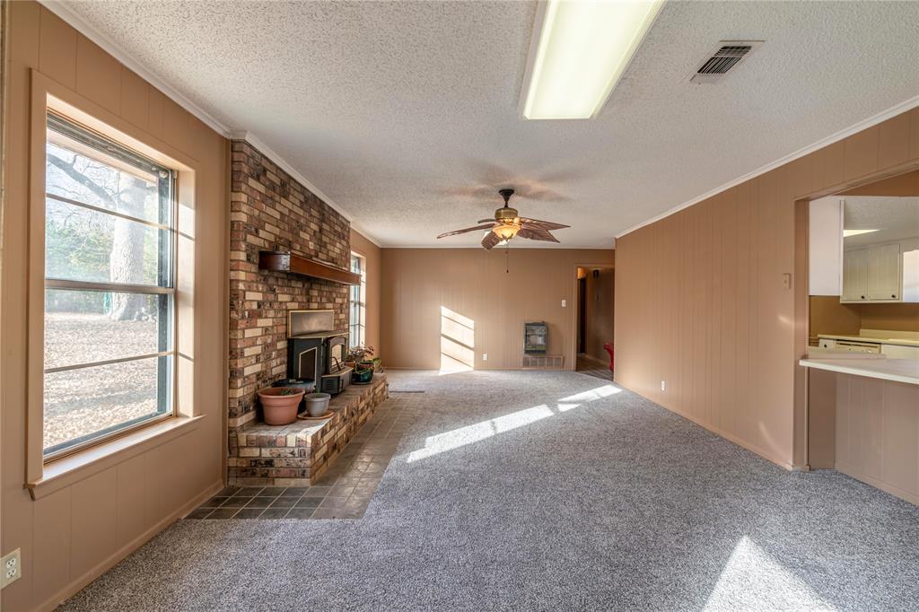 PT A814 E R ROGERS VEY - Residential