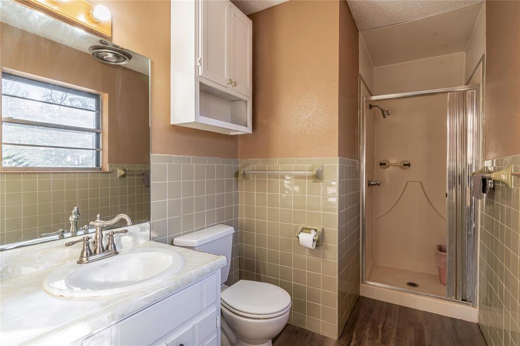 PT A814 E R ROGERS VEY - Residential