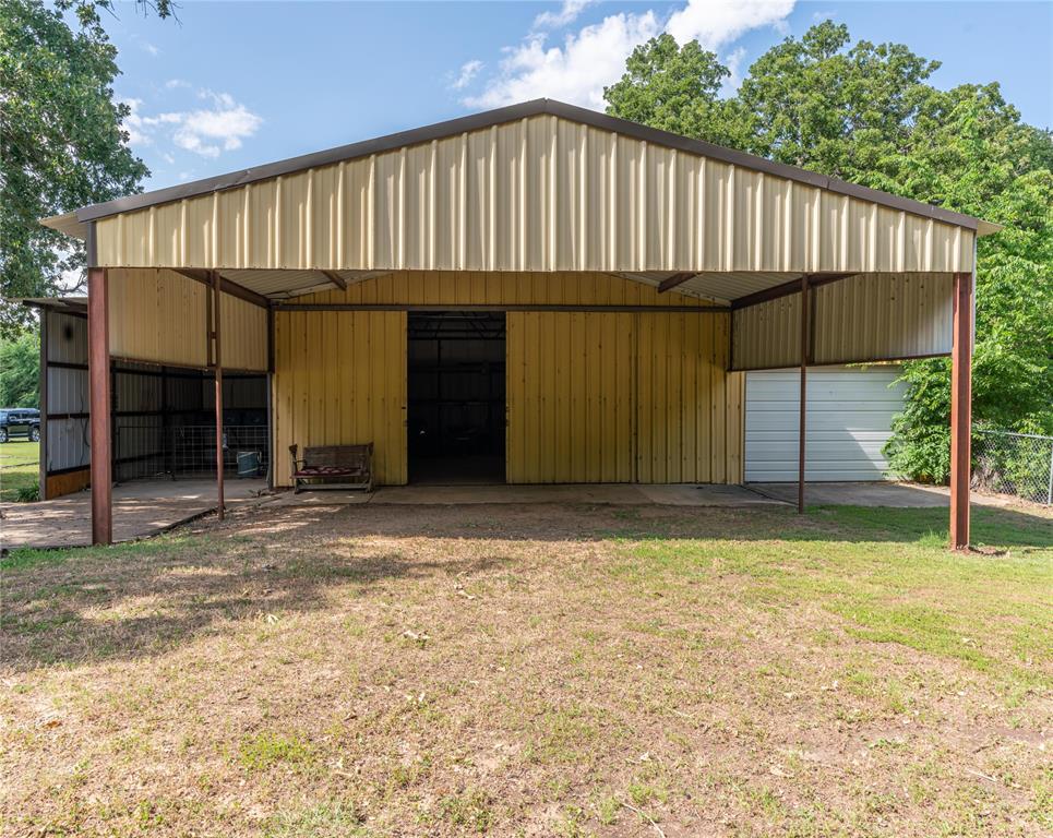 PT A814 E R ROGERS VEY - Residential