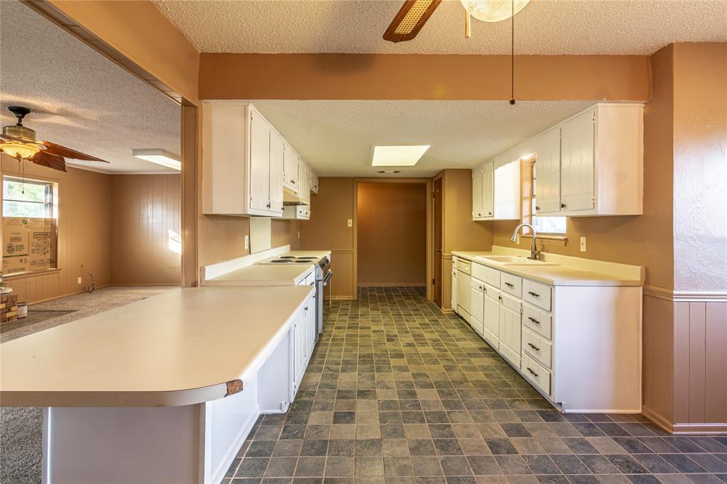 PT A814 E R ROGERS VEY - Residential