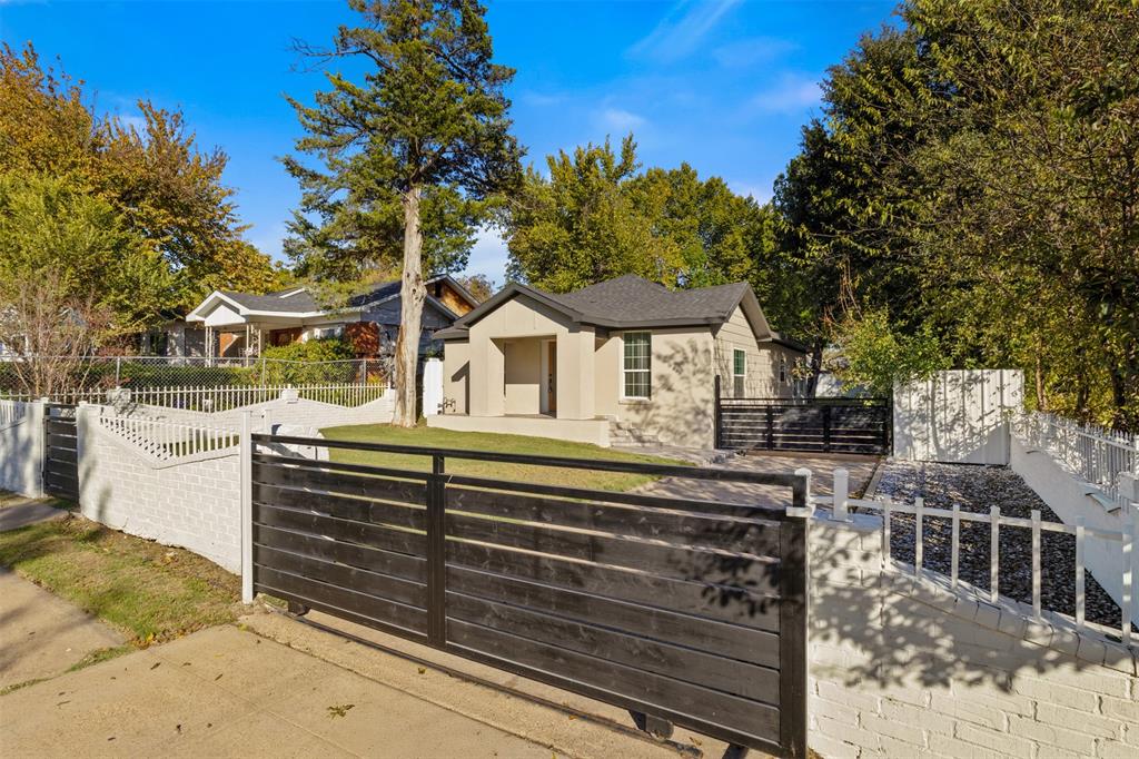 Terrace Home - Residential
