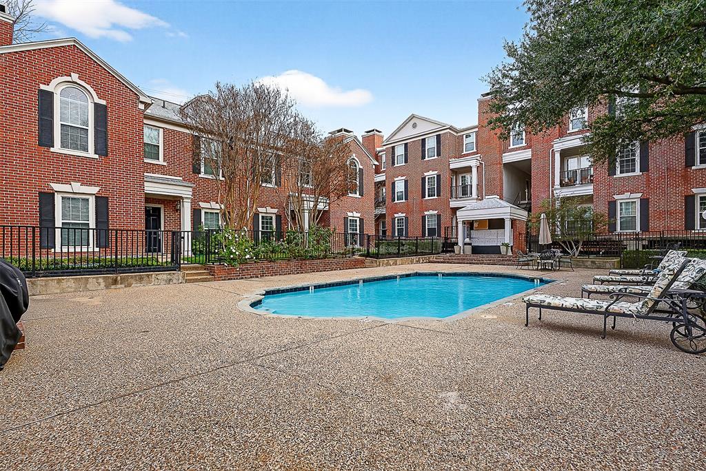 Ascot Place Condos - Residential