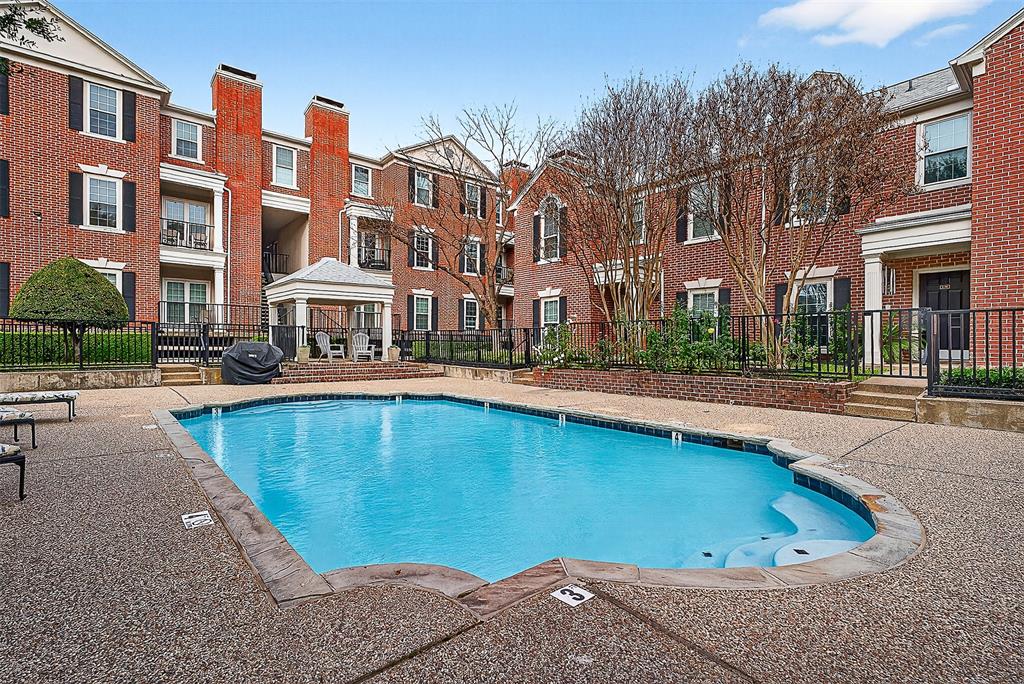 Ascot Place Condos - Residential