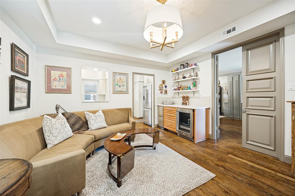 Royal Arms - Residential
