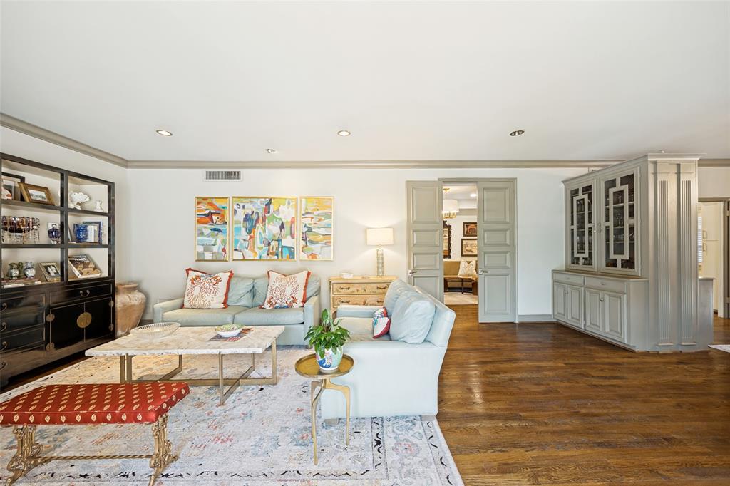 Royal Arms - Residential