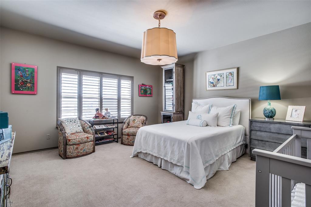 Royal Arms - Residential
