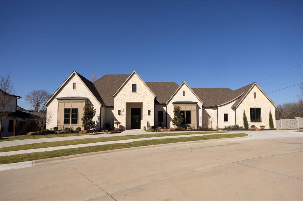 Eastpointe Ter - Residential