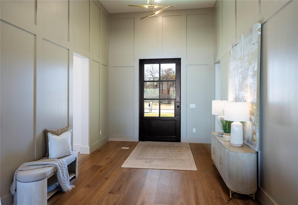 Eastpointe Ter - Residential