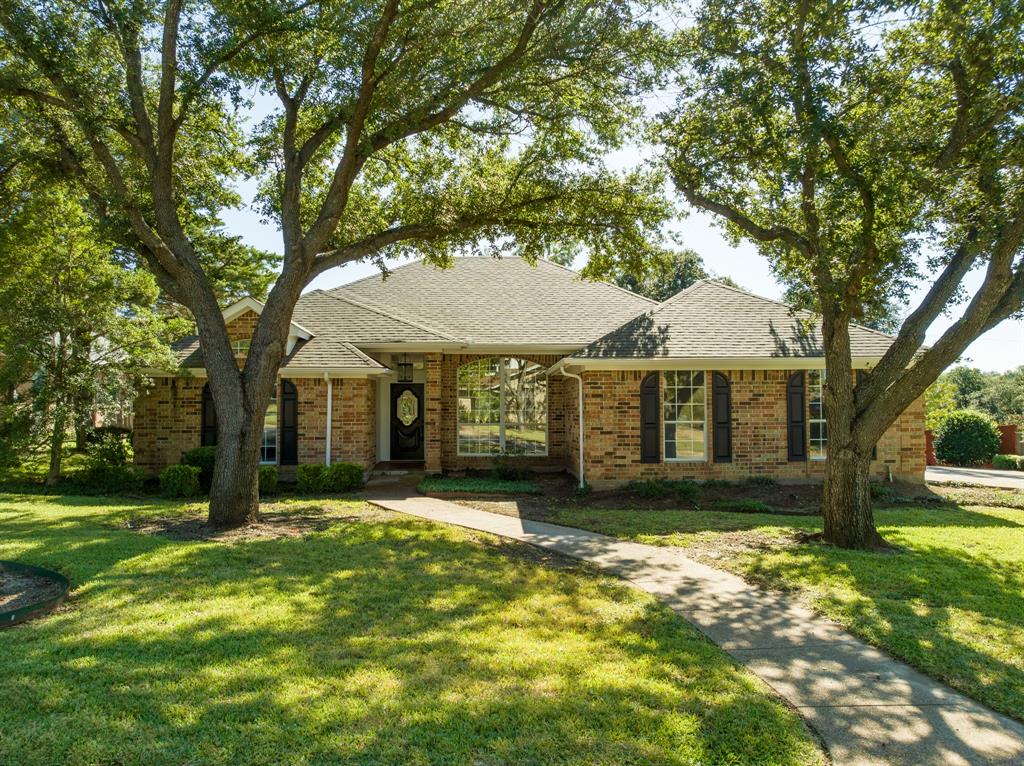 Discover your dream home in this picturesque property, nestled near a pristine golf course.  This inviting home features newly installed flooring and a host of updates, including essential foundation work with a structurally sound engineer's report.  Brand new kitchen countertops and appliances that have never been used. Adorned with mature trees providing a sense of serenity and privacy is a feature that takes decades to establish!  Take a stroll over to the country club located at the end of the street.  1 mile away from I-35 makes commuting to DFW or Waco easy.  Put this one on your list of homes to tour!