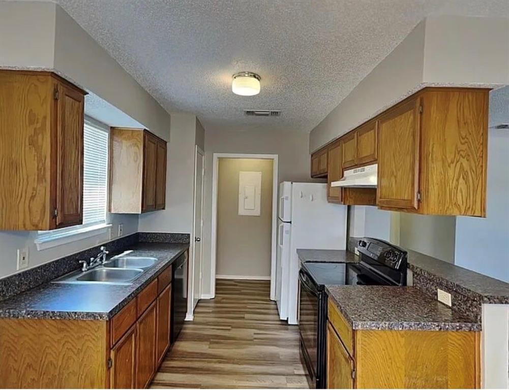 Holley Place - Residential Income