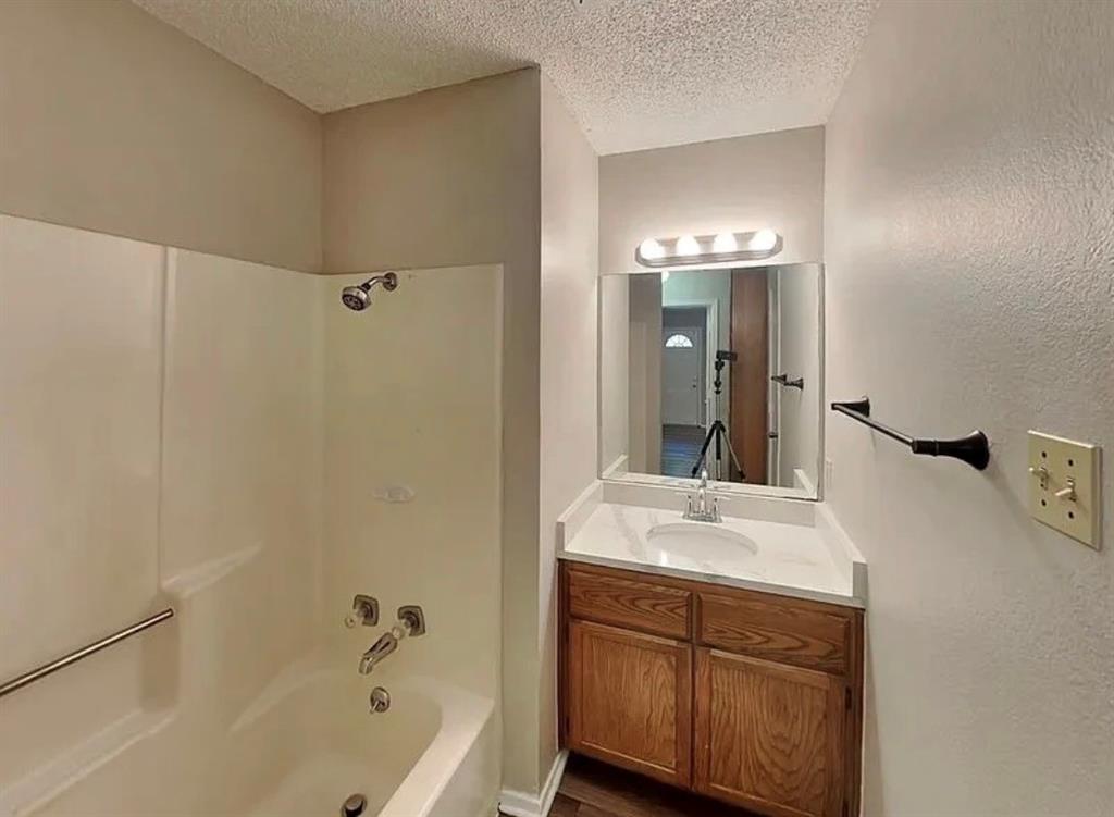 Holley Place - Residential Income