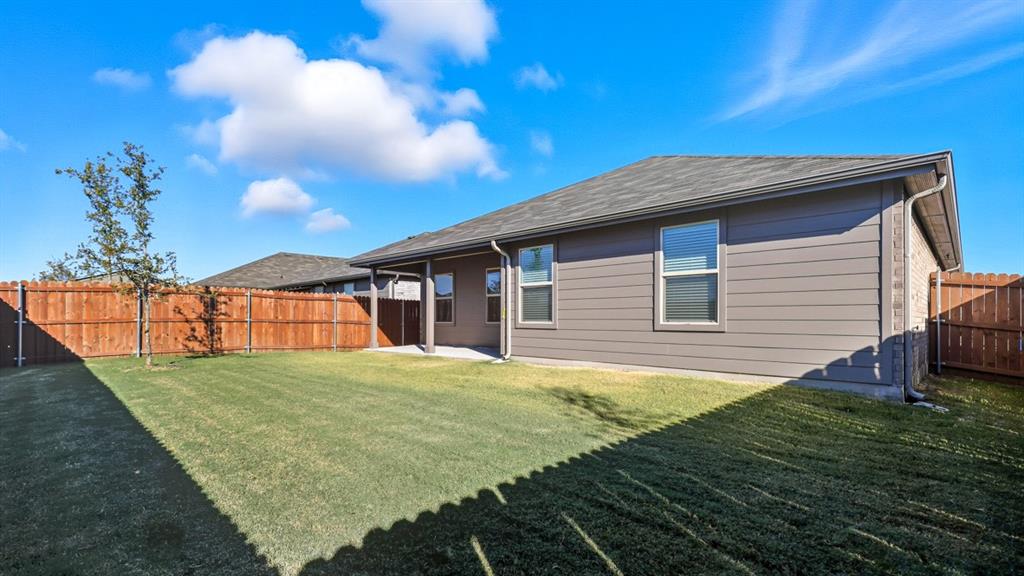 Townes Landing - D.R. Horton - Residential