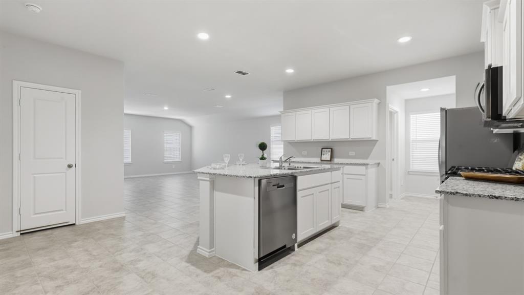 Townes Landing - D.R. Horton - Residential