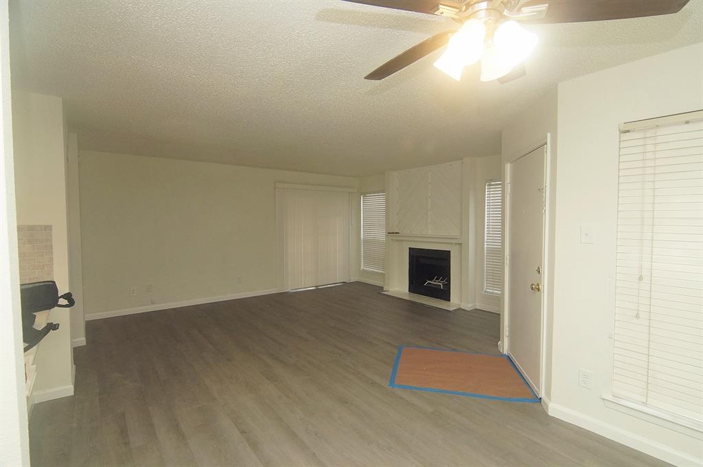 Creekbend Condo Ph 01-06 - Residential