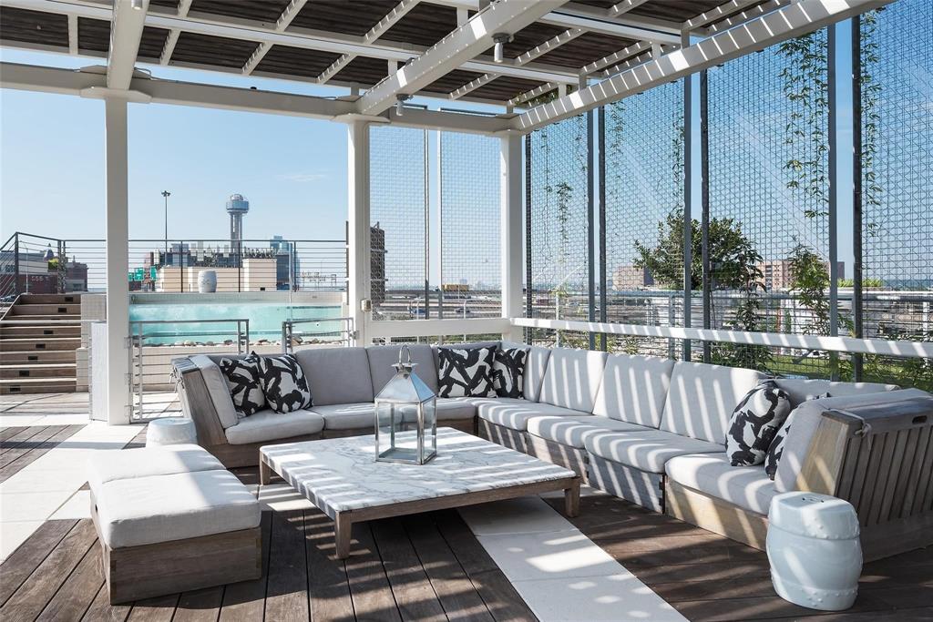 The House Condos - Residential