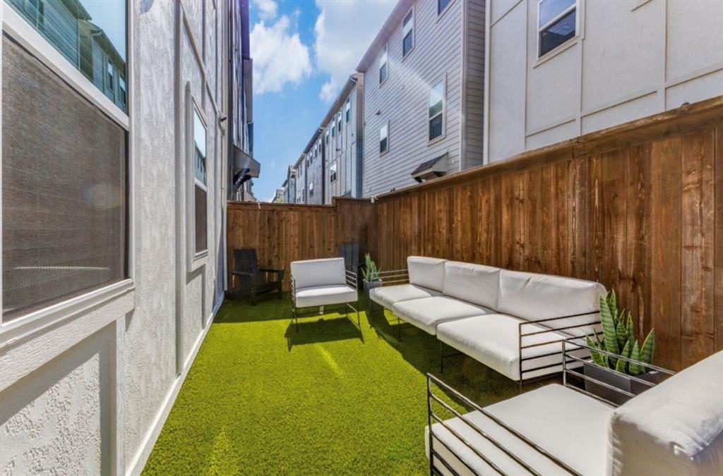 Soho Square Ph 1 - Residential