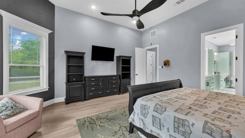 Paradise Meadows Pc - Residential