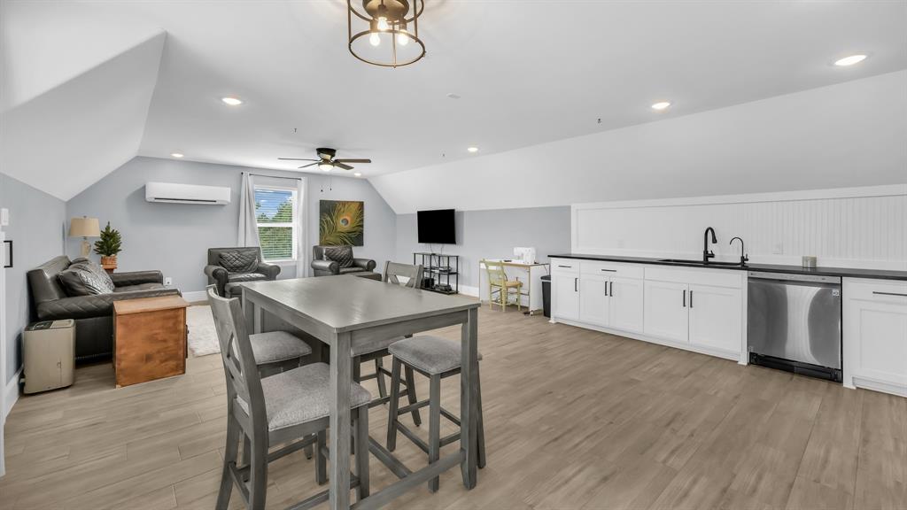 Paradise Meadows Pc - Residential