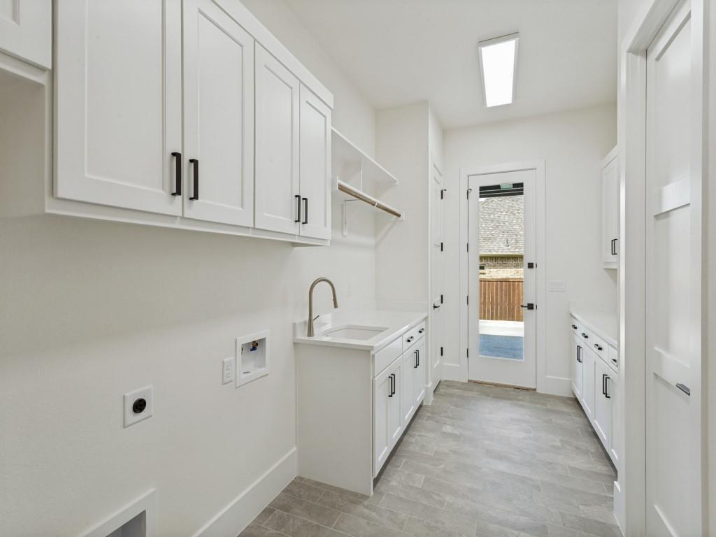 Country Club Road Estates Add - Residential