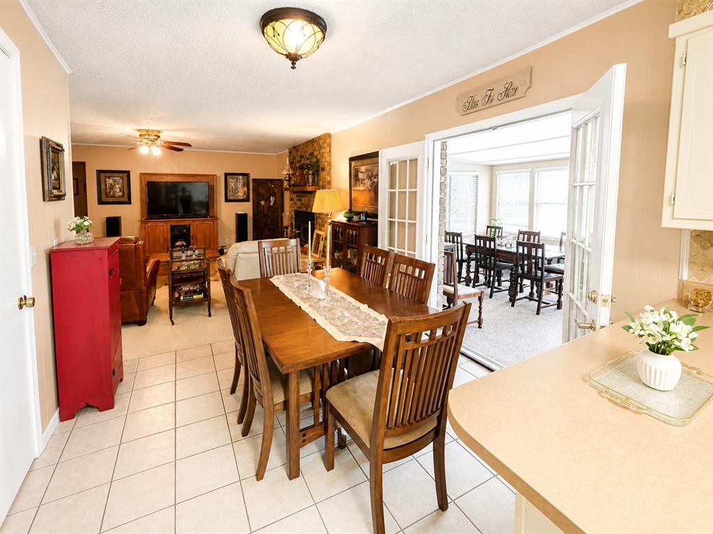Royal Crest - Residential