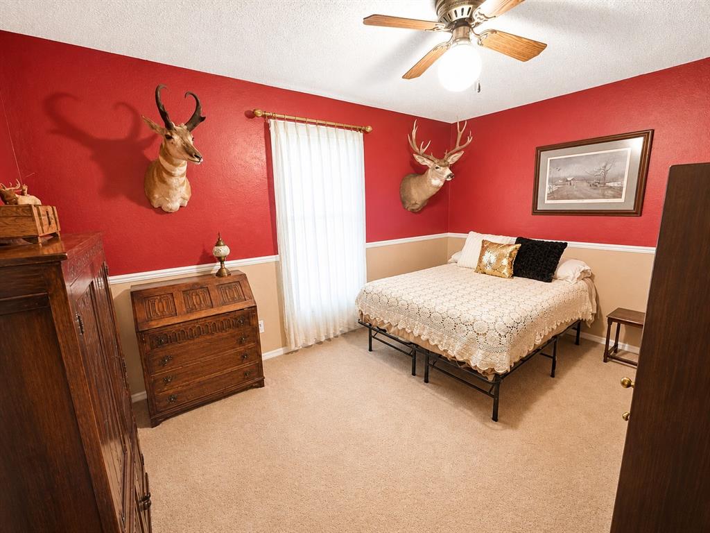 Royal Crest - Residential