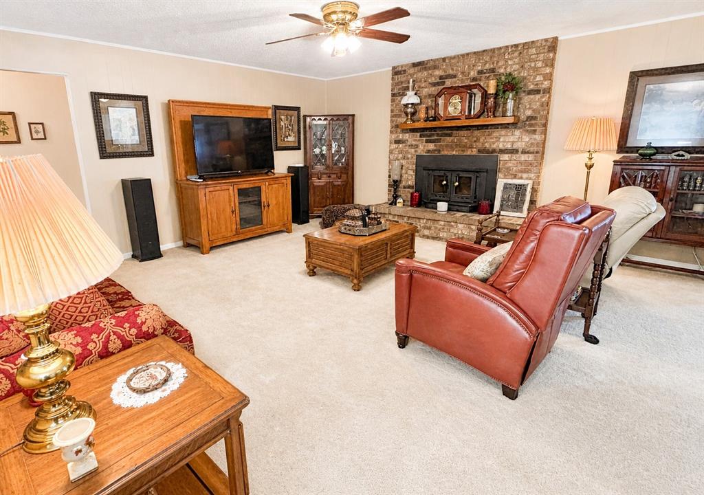 Royal Crest - Residential