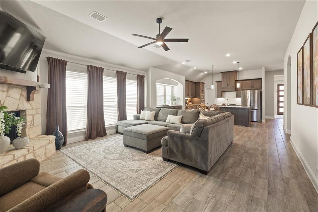 Hulen Trls Ph 2 - Residential