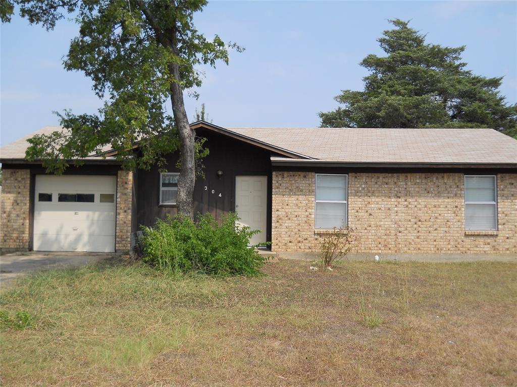 INVESTOR  MUST SEE, HOME SITS ON 0.3191 AC, ONE CAR GARAGE, 3 BEDROOM 1 FULL & 1  HALF  BATHROOMS. NICE BIG YARD, FENCED AT THE BACK, VERY NICE QUITE NEIGHBORHOOD. NEW HOMES BEING BUILT CLOSE IN THE NEIGHBORHOOD. SELLER WILL BE  REPLACING BOTH BATHROOM SINKS AND FRONT BEDROOM FLOORING, NO OTHER REPAIRS WILL BE MADE.   Buyer and buyers agent to verify schools, taxes,  square footage and restrictions if any.