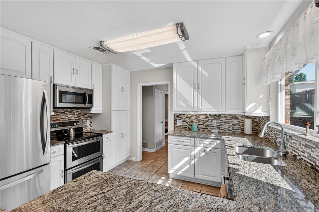 Kings Country 01 - Residential