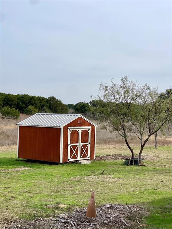 M R Urrutia - Residential