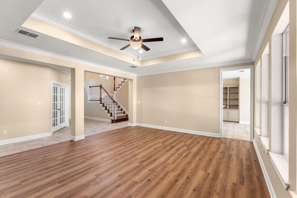 Lands End - Residential