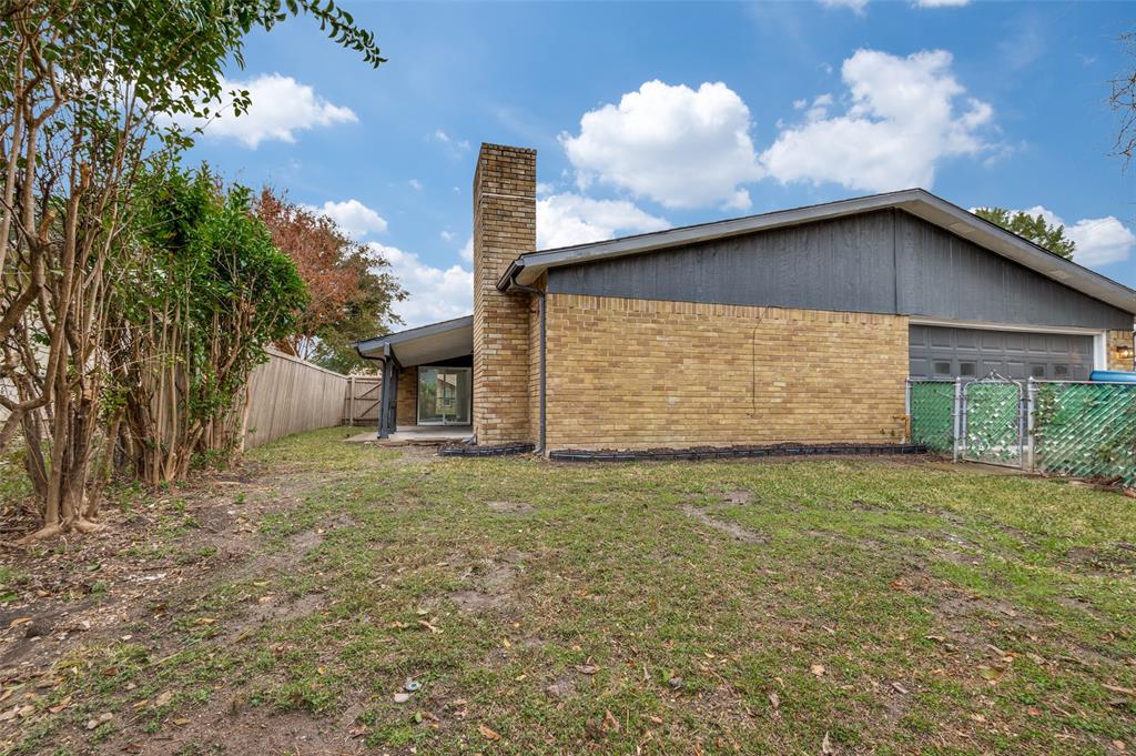 White Rock Village 02 - Residential