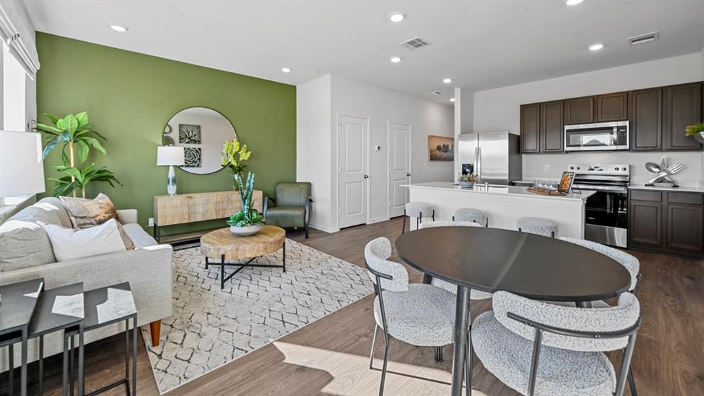 Cartwright Mays - Residential