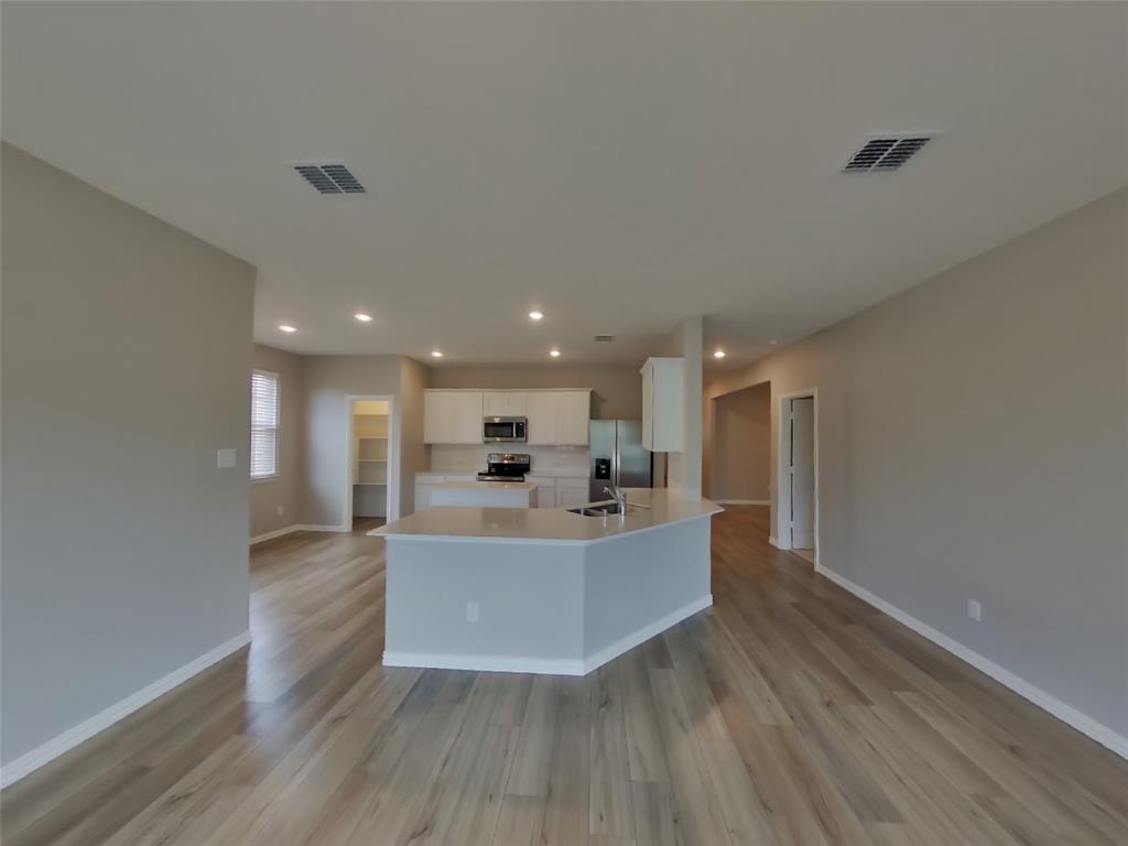 THE RESERVE AT CHAMBERLAIN CROSSING - Residential Lease