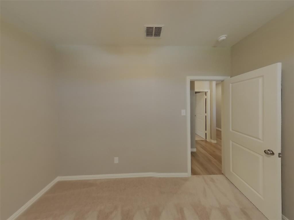 THE RESERVE AT CHAMBERLAIN CROSSING - Residential Lease