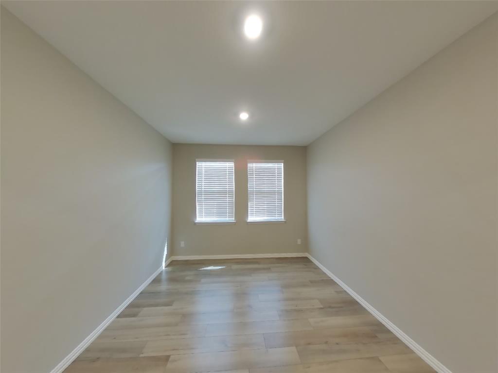 THE RESERVE AT CHAMBERLAIN CROSSING - Residential Lease