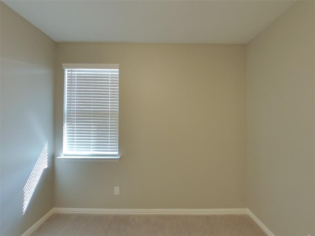 THE RESERVE AT CHAMBERLAIN CROSSING - Residential Lease