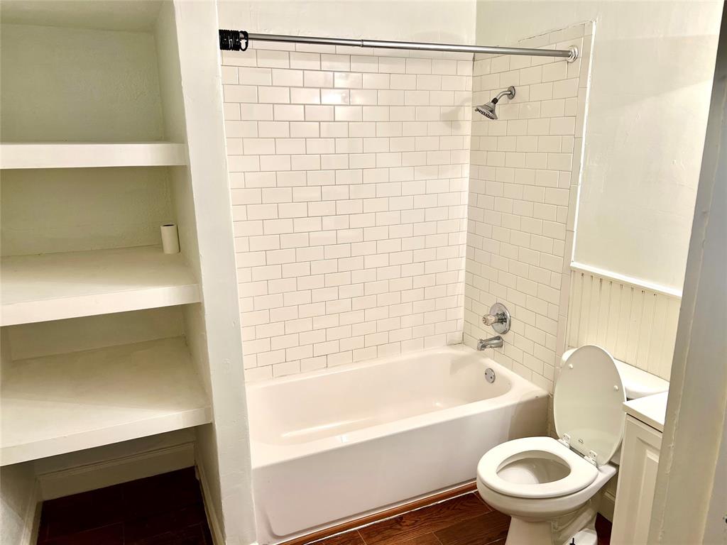 Russell Realty Co - Residential Lease