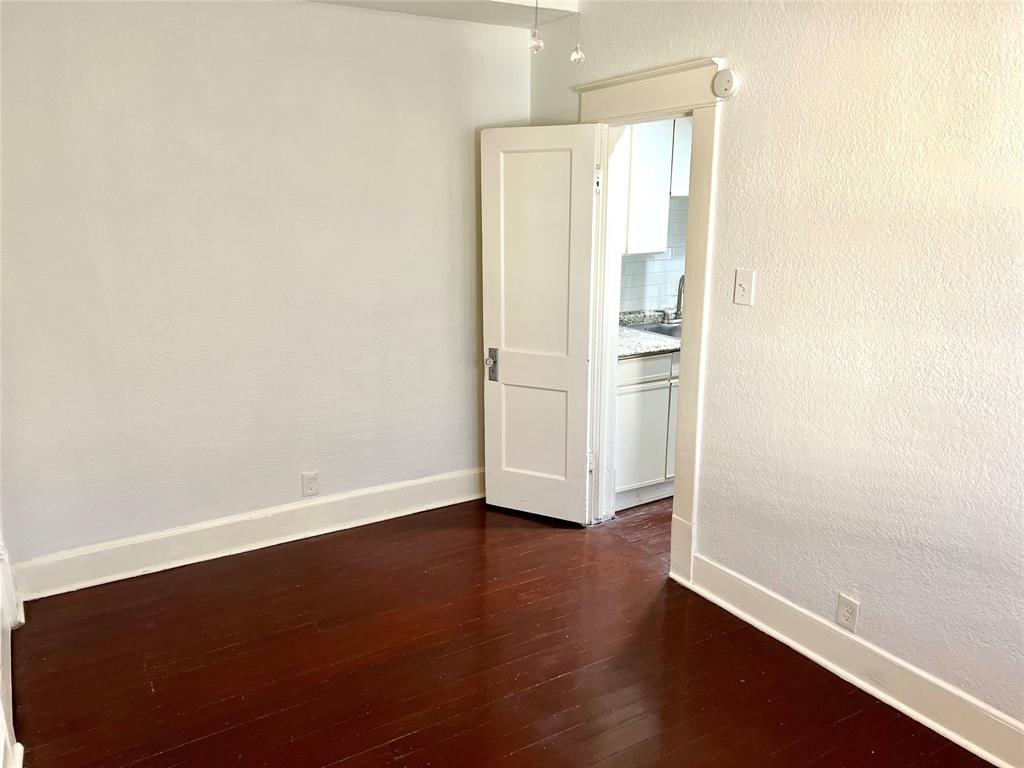 Russell Realty Co - Residential Lease