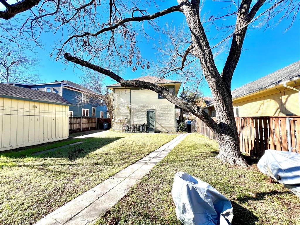 Russell Realty Co - Residential Lease