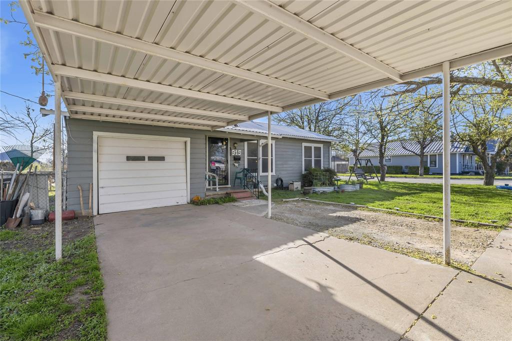 Clow 2 Farm Add Town Coleman - Residential