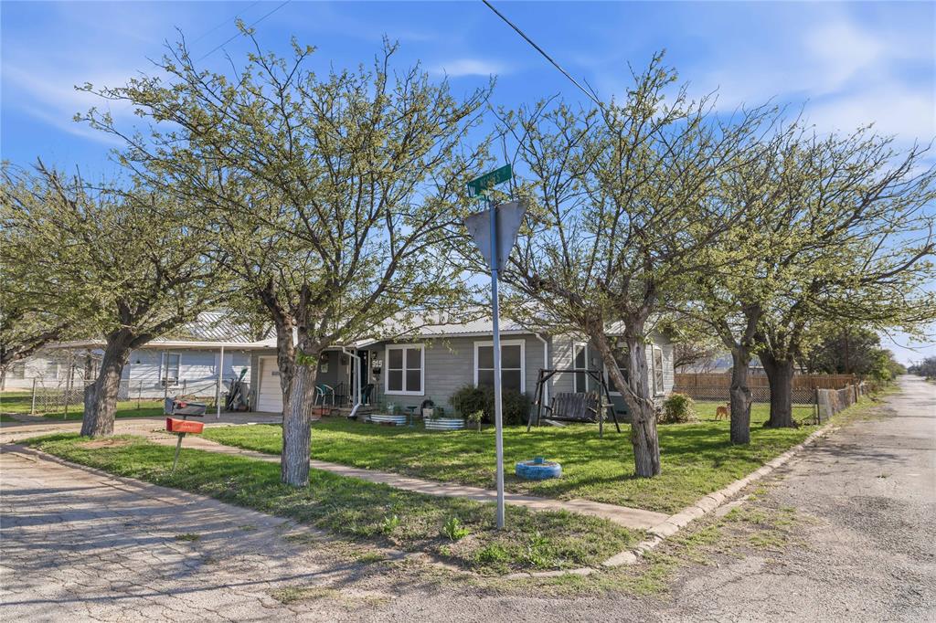Clow 2 Farm Add Town Coleman - Residential