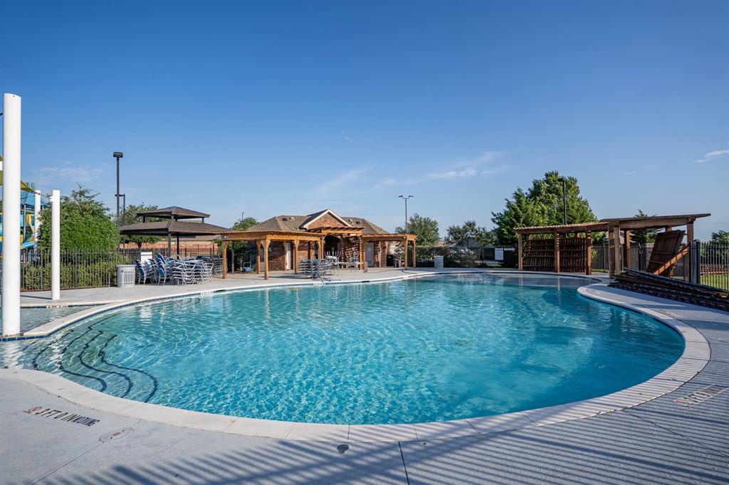 Llano Springs - Residential
