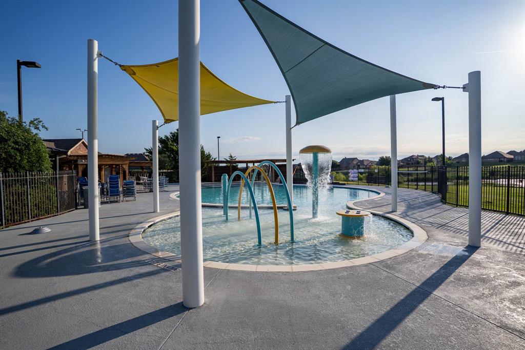Llano Springs - Residential