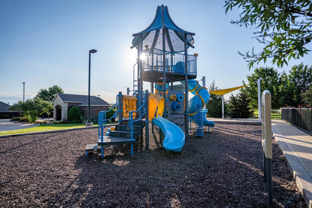 Llano Springs - Residential