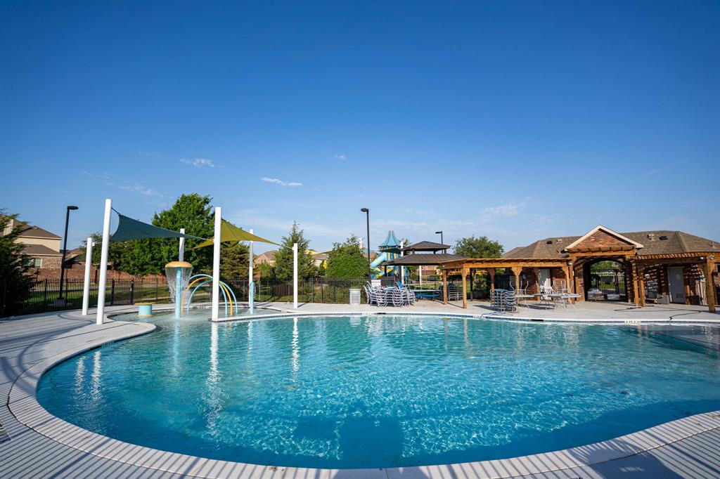 Llano Springs - Residential